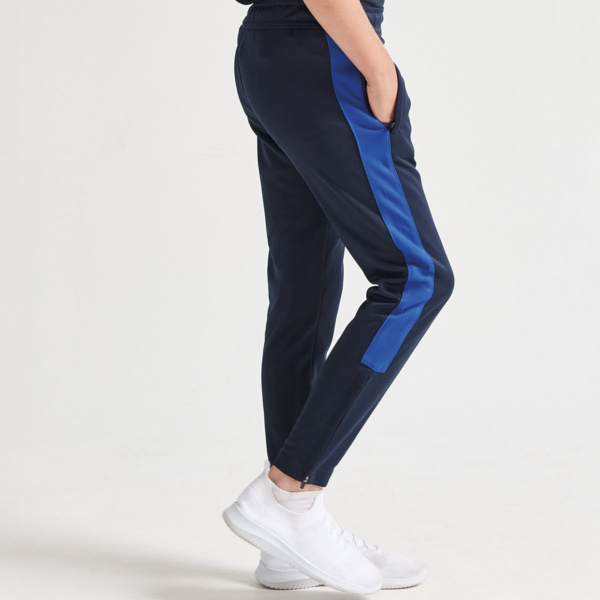 Kids knitted tracksuit pants Thumbnail